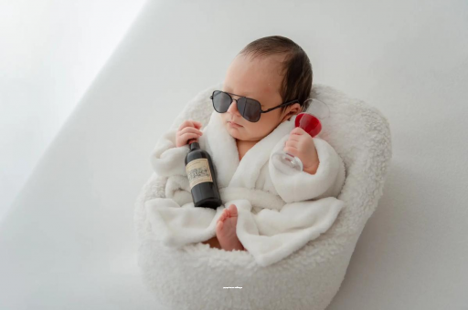 岑溪宝宝几个月抬头稳